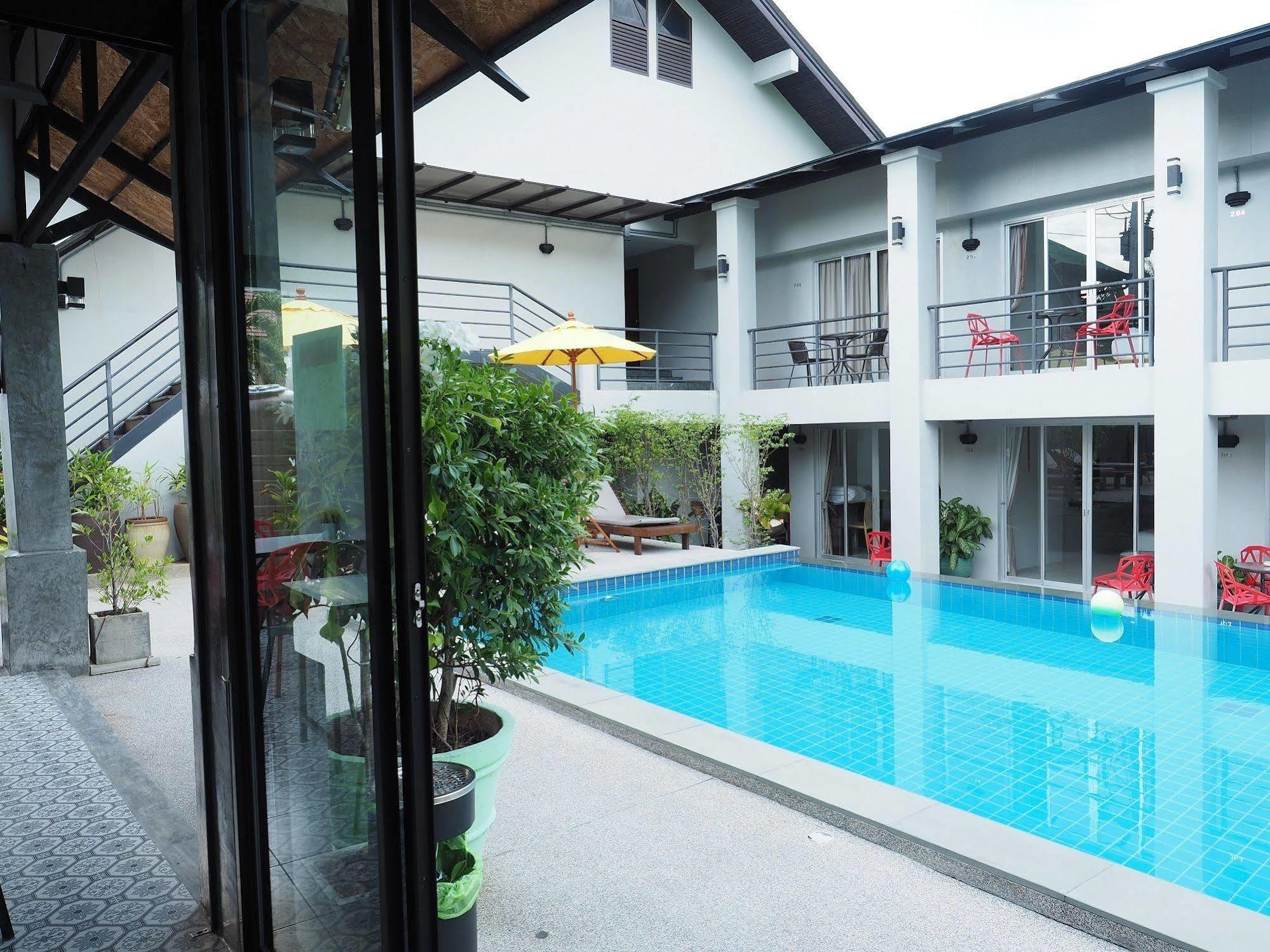 The Nest Resort Patong Zewnętrze zdjęcie